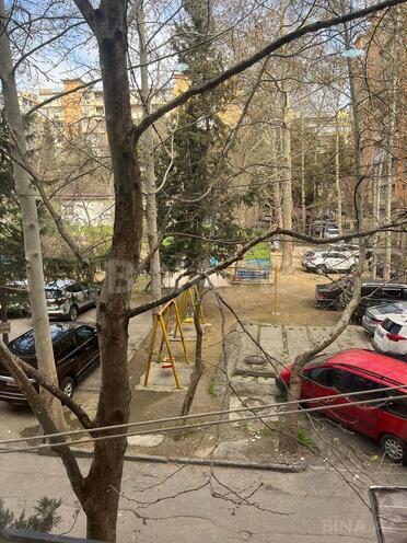 Satılır 2 otaqlı köhnə tikili 50 m², Gənclik m., photo 3 from 11