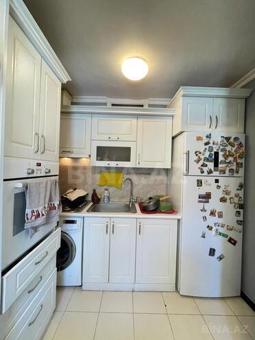 Продаётся 2-комн. вторичка 60 м², м. Иншаатчылар, photo 17 from 26