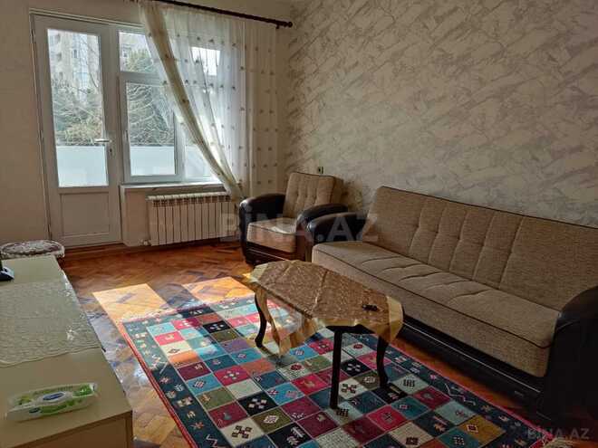 Сдаётся 2-комн. вторичка 60 м², photo 1 from 18