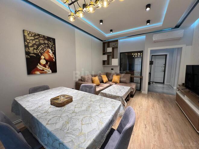 Сдаётся 2-комн. новостройка 70 м², м. 8 ноября, photo 7 from 27