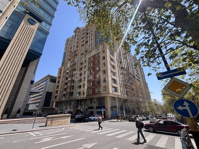 Продаётся 4-комн. новостройка 300 м², м. 28 мая, photo 1 from 20