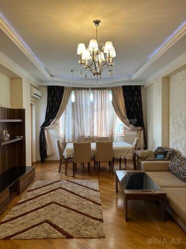 Сдаётся 4-комн. новостройка 130 м², м. 20 января, photo 1 from 13