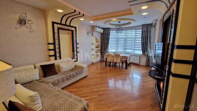 Продаётся 3-комн. новостройка 125 м², м. Низами, photo 1 from 18