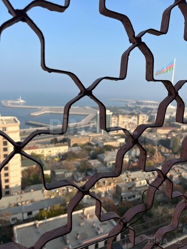 Продаётся 3-комн. вторичка 115 м², Сабаильский р., photo 9 from 10