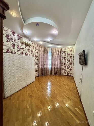 Сдаётся 3-комн. новостройка 140 м², м. 28 мая, photo 13 from 19