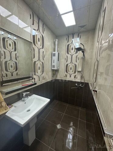 Satılır 4 otaqlı köhnə tikili 105 m², Xalqlar Dostluğu m., photo 15 from 19