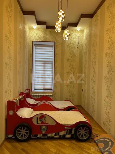 Satılır 3 otaqlı köhnə tikili 110 m², Sahil m., photo 8 from 14