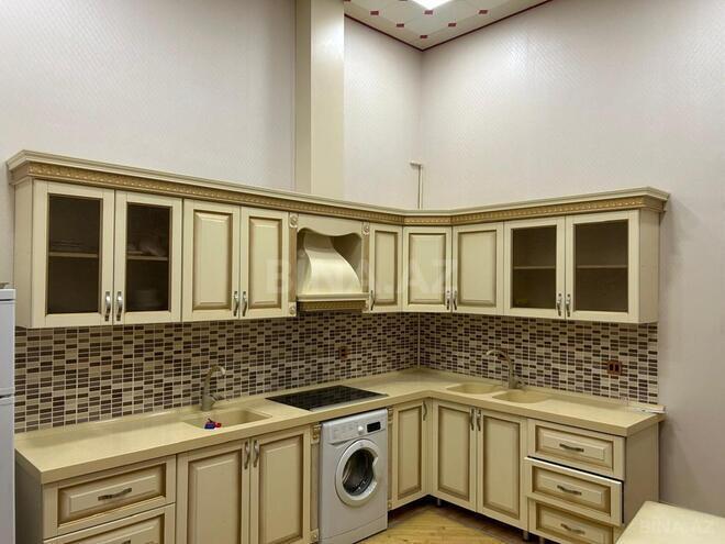 Satılır 3 otaqlı köhnə tikili 110 m², Sahil m., photo 9 from 14