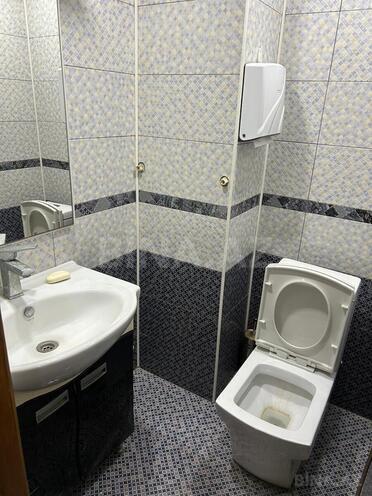 Satılır 3 otaqlı köhnə tikili 110 m², Sahil m., photo 13 from 14