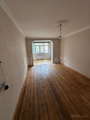 Satılır 2 otaqlı köhnə tikili 50 m², Elmlər Akademiyası m., photo 1 from 17