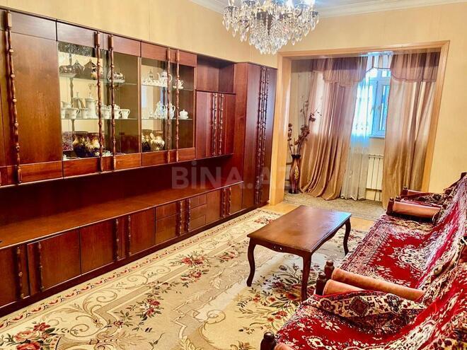 Сдаётся 2-комн. вторичка 70 м², м. Иншаатчылар, photo 3 from 11