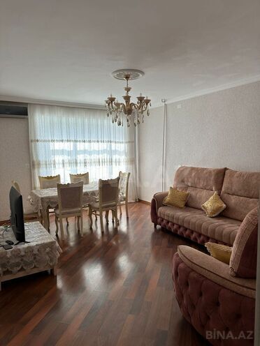 Satılır 2 otaqlı köhnə tikili 55 m², Qaraçuxur q., photo 1 from 12