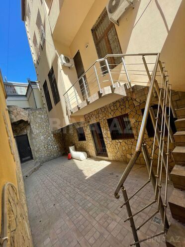 İcarəyə verilir 9 otaqlı həyət evi/bağ evi 600 m², Nərimanov r., photo 20 from 27