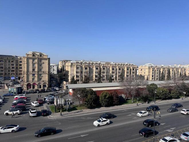 Продаётся 2-комн. вторичка 65 м², м. Гянджлик, photo 3 from 16