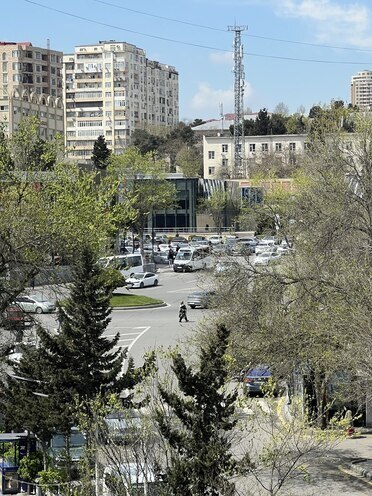 Продаётся 2-комн. вторичка 55 м², м. Мемар Аджеми, photo 1 from 15