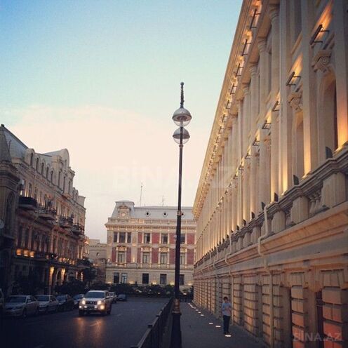 Продаётся 8-комн. новостройка 450 м², м. Ичеришехер, photo 1 from 10