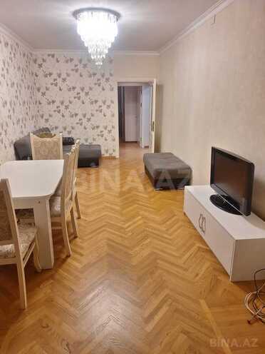 Сдаётся 2-комн. вторичка 80 м², Ясамальский р., photo 3 from 13