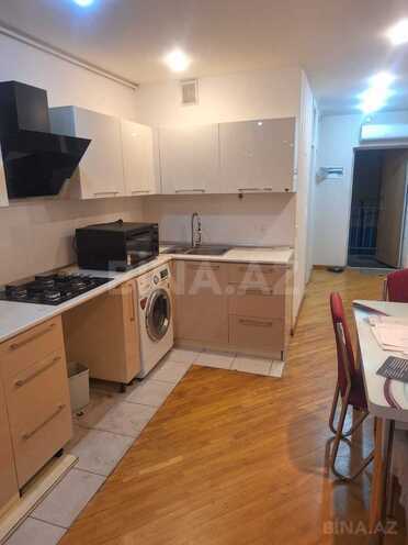 Сдаётся 2-комн. вторичка 80 м², Ясамальский р., photo 4 from 13