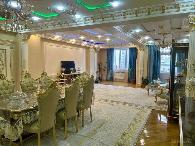 Satılır 5 otaqlı yeni tikili 250 m², İnşaatçılar m., photo 3 from 16