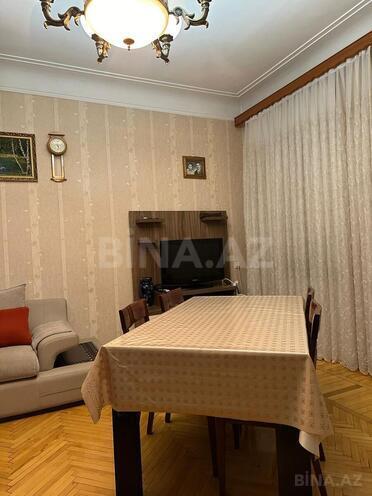 Сдаётся 3-комн. вторичка 100 м², м. Низами, photo 6 from 32