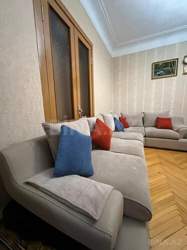 Сдаётся 3-комн. вторичка 100 м², м. Низами, photo 4 from 32