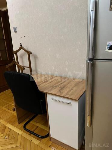 Сдаётся 3-комн. вторичка 100 м², м. Низами, photo 17 from 32