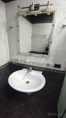 Сдаётся 3-комн. новостройка 120 м², м. Нефтчиляр, photo 10 from 13