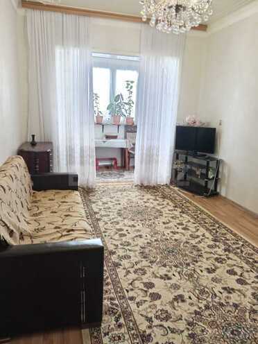 Сдаётся 2-комн. вторичка 60 м², Бинагадинский р., photo 1 from 15