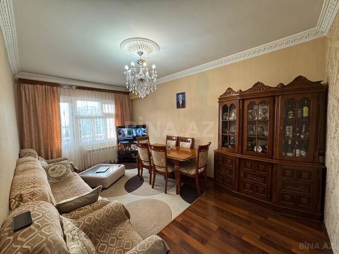 Продаётся 3-комн. вторичка 78 м², м. Кара Караев, photo 1 from 15