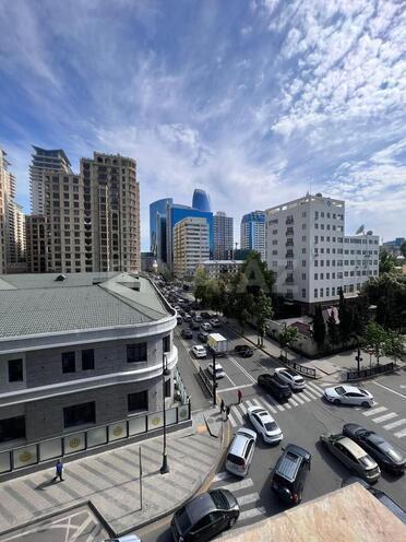 Продаётся 4-комн. новостройка 200 м², м. 28 мая, photo 4 from 26