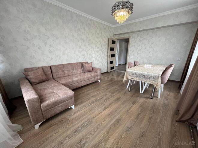 Satılır 2 otaqlı köhnə tikili 65 m², Gənclik m., photo 1 from 16