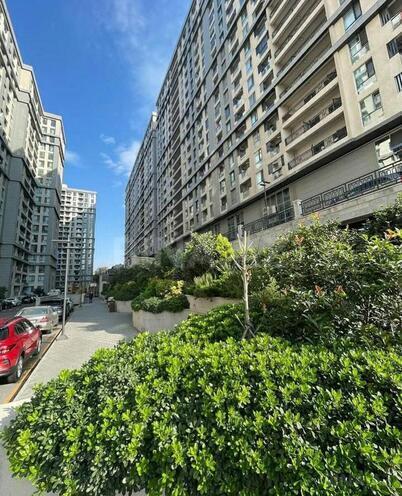 Продаётся 3-комн. новостройка 126 м², Хатаинский р., photo 1 from 17