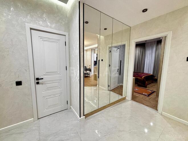 Сдаётся 3-комн. новостройка 91.7 м², м. Низами, photo 6 from 32