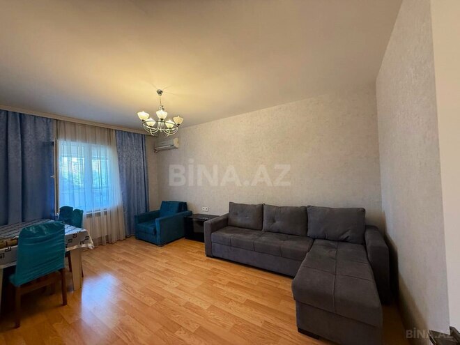 Satılır 4 otaqlı köhnə tikili 100 m², Memar Əcəmi m., photo 1 from 12