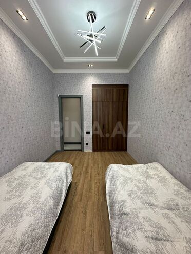 Satılır 5 otaqlı həyət evi/bağ evi 270 m², Novxanı q., photo 16 from 32