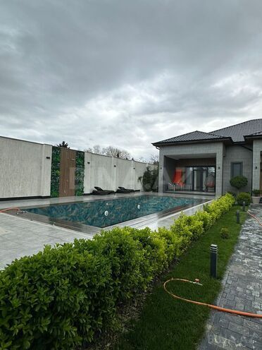Satılır 5 otaqlı həyət evi/bağ evi 270 m², Novxanı q., photo 1 from 32