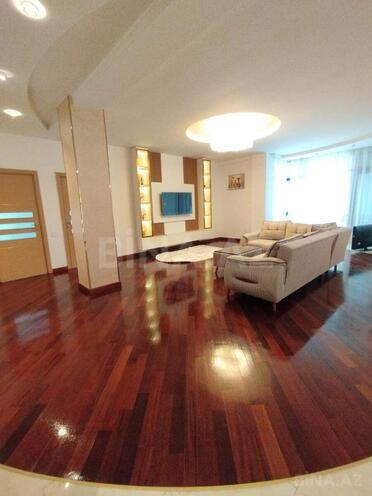 İcarəyə verilir 3 otaqlı yeni tikili 110 m², 28 May m., photo 4 from 13