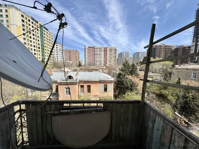 Satılır 2 otaqlı köhnə tikili 65 m², Nəsimi r., photo 10 from 20