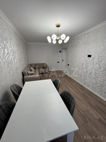 Продаётся 1-комн. вторичка 45 м², м. Нефтчиляр, photo 4 from 13