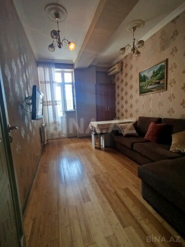 Сдаётся 1-комн. новостройка 55 м², м. Ази Асланов, photo 1 from 13