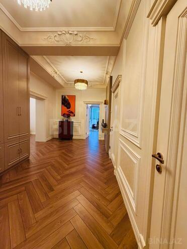 Продаётся 3-комн. новостройка 165 м², м. Низами, photo 14 from 21