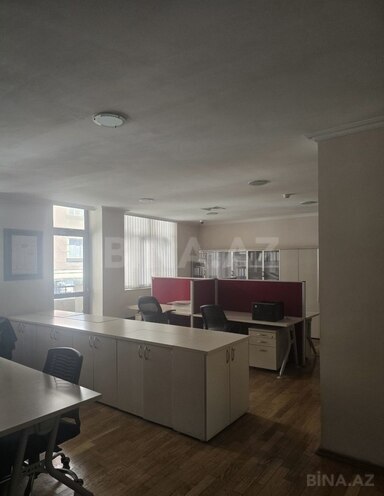 Satılır  obyekt 680 m², 28 May m., photo 4 from 7