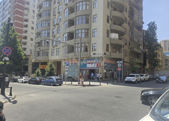 Satılır  obyekt 680 m², 28 May m., photo 1 from 7