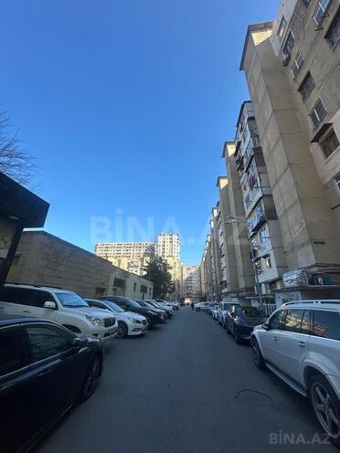 Satılır 3 otaqlı köhnə tikili 60 m², Xalqlar Dostluğu m., photo 3 from 14