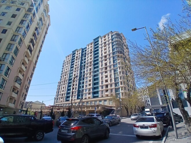 Продаётся 2-комн. новостройка 122.5 м², м. Гянджлик, photo 17 from 18