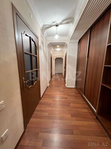 Сдаётся 3-комн. вторичка 110 м², м. Иншаатчылар, photo 8 from 11