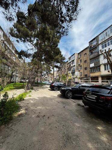 Продаётся 1-комн. вторичка 45 м², м. Нефтчиляр, photo 12 from 14