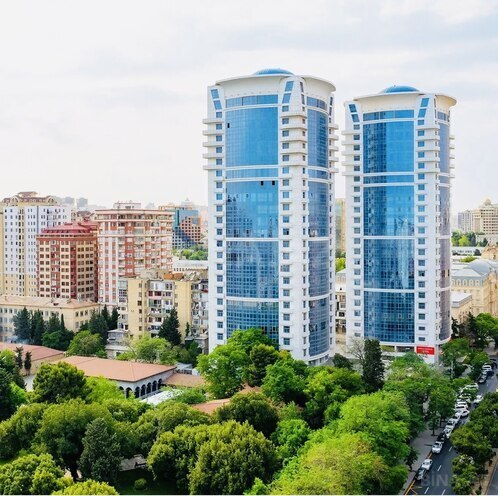 Продаётся 3-комн. новостройка 165 м², м. Низами, photo 1 from 21