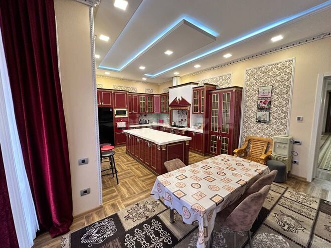 Satılır 7 otaqlı həyət evi/bağ evi 350 m², Novxanı q., photo 11 from 22