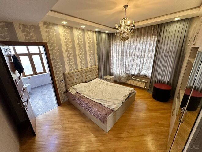 Satılır 7 otaqlı həyət evi/bağ evi 350 m², Novxanı q., photo 16 from 22